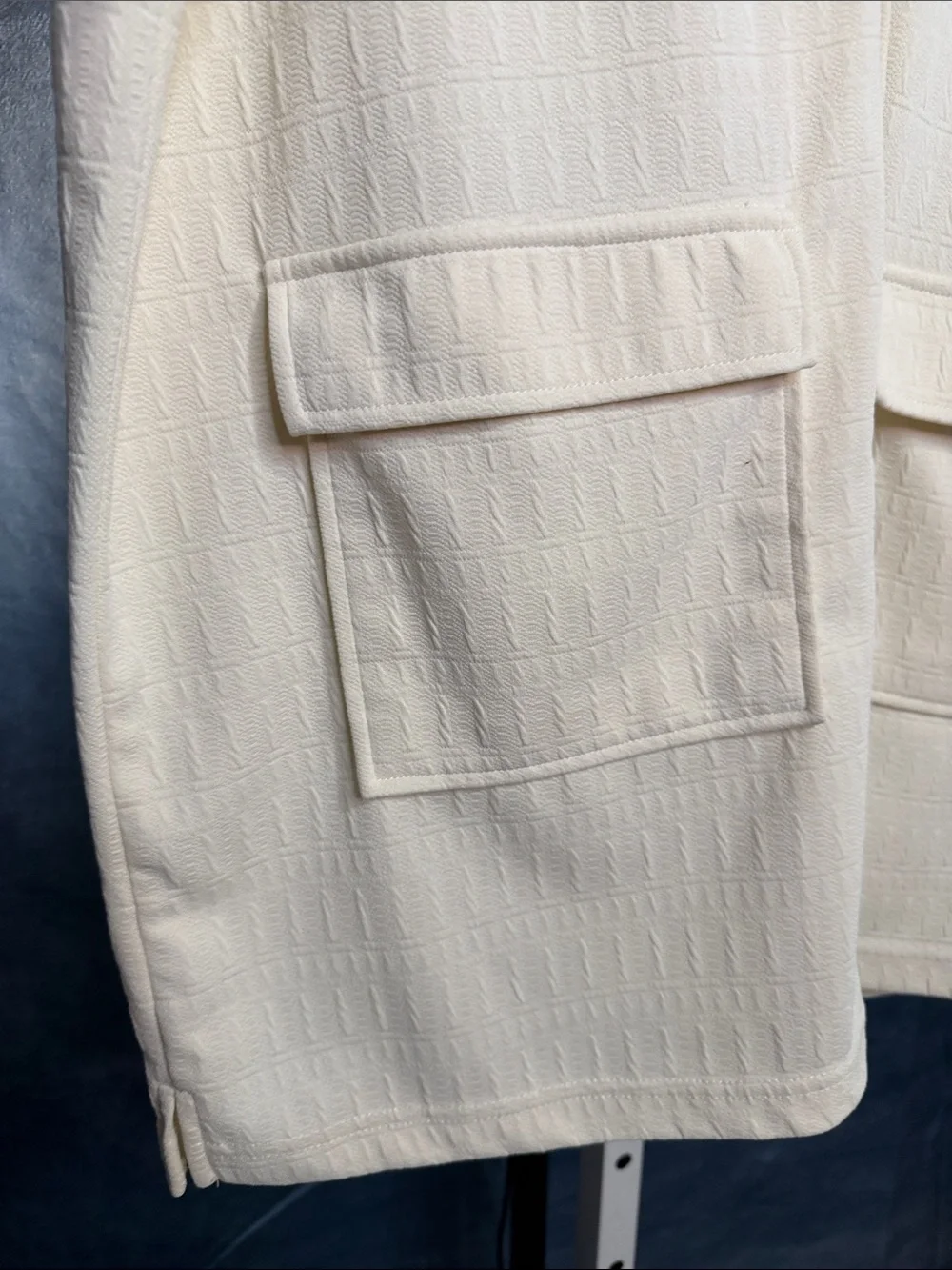 Men's Cream Short-Sleeve Shirt Jacket with Patch Pockets Relax Fit Size XL